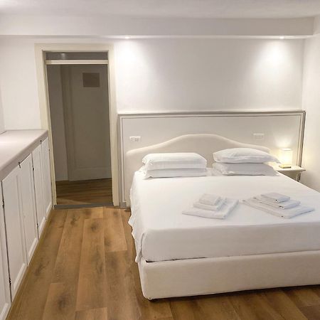 Palazzo D'Oltrarno - Residenza D'Epoca Bed & Breakfast Firenze Eksteriør bilde