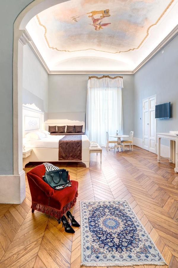 Palazzo D'Oltrarno - Residenza D'Epoca Bed & Breakfast Firenze Eksteriør bilde