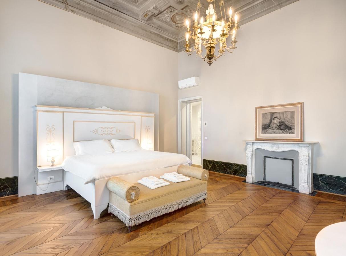 Palazzo D'Oltrarno - Residenza D'Epoca Bed & Breakfast Firenze Eksteriør bilde